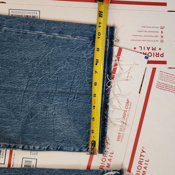 Levi's - Picture 12 of 12